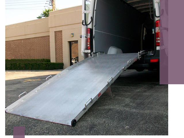 Мобильные пандусы в Нижнеудинске — производство, монтаж и аренда