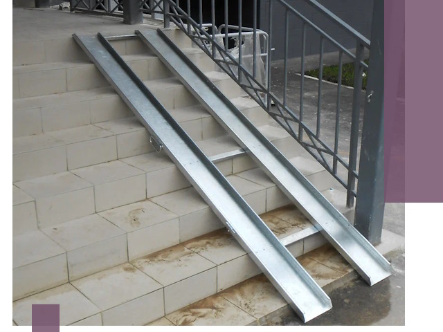 Пандусы для детских колясок в Нижнеудинске: изготовление и монтаж